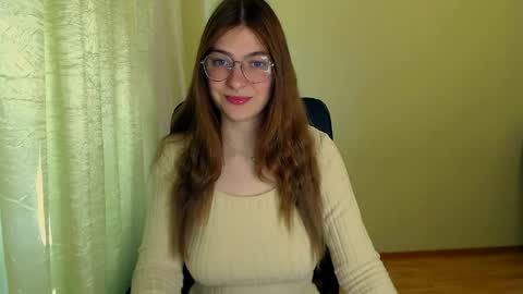 Snapshot of luna_lush_ chatting on 06/02/26, 10:28 Luna online show from 06/02/26, 10:28