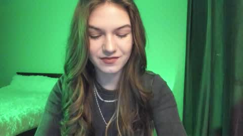 Luna online show from 12/02/25, 04:07