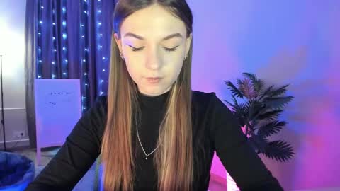 Luna online show from 02/02/26, 04:11