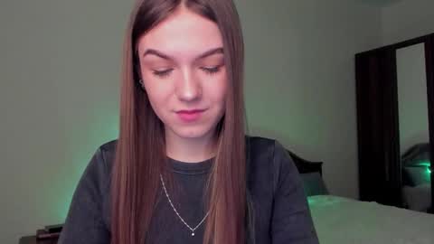 Luna online show from 02/07/26, 04:27