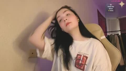 Luna online show from 04/10/26, 01:11