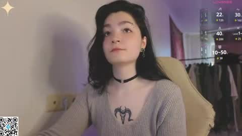 Snapshot of luna_moon14 chatting on 07/04/26, 01:01 Luna online show from 07/04/26, 01:01