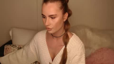 Snapshot of luna_moon77 chatting on 04/14/26, 06:58 Luna online show from 04/14/26, 06:58