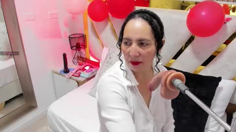 luna_naughty1 online show from 02/18/26, 07:43