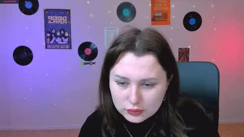 Snapshot of luna_noct chatting on 04/29/26, 09:02 Princess Luna online show from 04/29/26, 09:02