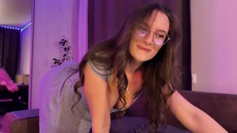 Snapshot of luna_raee chatting on 04/20/26, 05:59 luna_raee online show from 04/20/26, 05:59