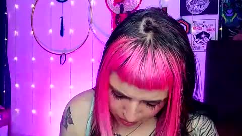 Snapshot of luna_ray420 chatting on 02/07/25, 03:12 MISS LUNA online show from 02/07/25, 03:12