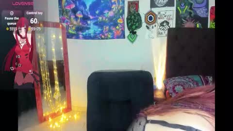 Snapshot of luna_ray420 chatting on 11/14/25, 08:24 MISS LUNA online show from 11/14/25, 08:24