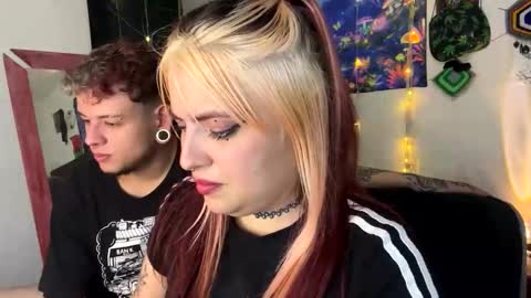 Snapshot of luna_rayy chatting on 10/19/25, 02:23 luna_rayy online show from 10/19/25, 02:23