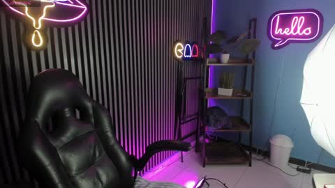 Snapshot of luna_roose1 chatting on 04/09/26, 12:21 Luna Rosse online show from 04/09/26, 12:21