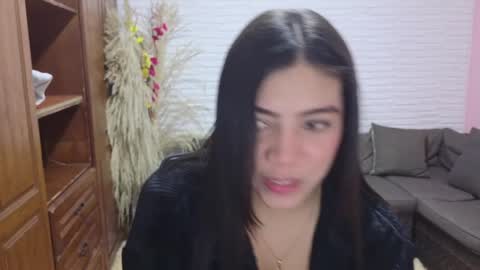 Snapshot of luna_rousse26 chatting on 06/04/26, 01:28 luna_rousse26 online show from 06/04/26, 01:28