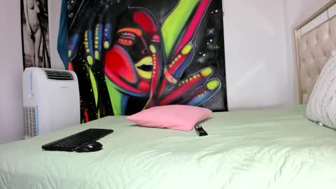 Snapshot of luna_sexxy89099 chatting on 04/29/26, 03:43 luna_sexxy89099 online show from 04/29/26, 03:43