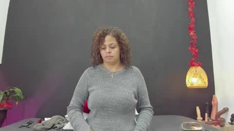 Luna online show from 01/06/26, 08:01