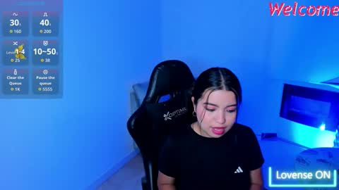 Snapshot of luna_sweeett_ chatting on 01/08/26, 07:16 Luna online show from 01/08/26, 07:16