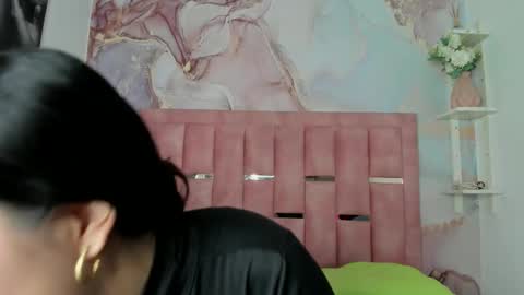 Snapshot of luna_sweeett_ chatting on 01/13/26, 07:19 Luna online show from 01/13/26, 07:19