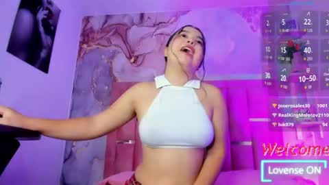 Snapshot of luna_sweeett_ chatting on 07/03/26, 01:17 Luna online show from 07/03/26, 01:17