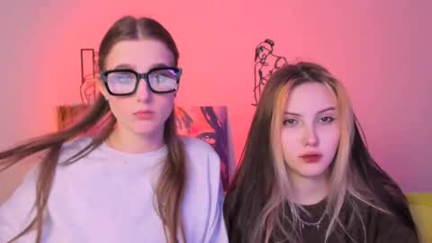 Luna online show from 10/13/25, 07:03