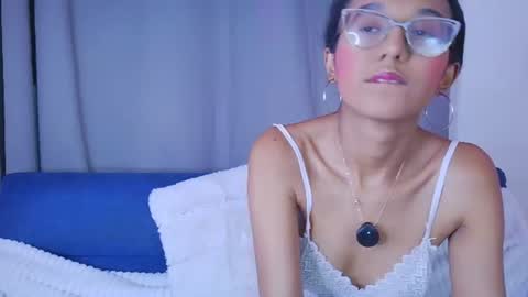 Snapshot of luna_valen chatting on 07/06/26, 08:33 luna_valen online show from 07/06/26, 08:33