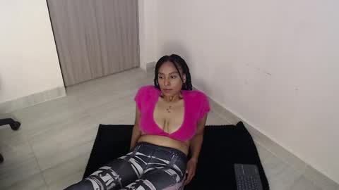 Snapshot of luna_veelvett chatting on 04/15/26, 07:58 luna online show from 04/15/26, 07:58