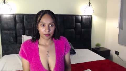 Snapshot of luna_veelvett chatting on 04/22/26, 08:21 luna online show from 04/22/26, 08:21