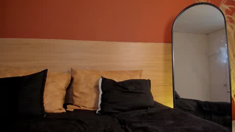 Snapshot of luna_willians chatting on 02/28/26, 01:01 luna online show from 02/28/26, 01:01