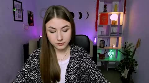 Luna online show from 04/03/26, 12:47