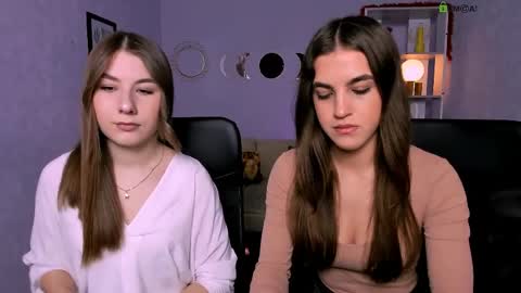 Luna online show from 04/04/26, 09:07