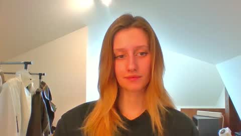 L U N A  online show from 02/26/25, 10:58