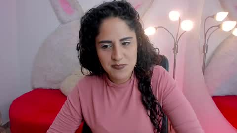 Snapshot of luna_zorath chatting on 02/18/25, 02:27 Luna online show from 02/18/25, 02:27