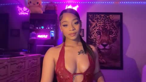 Snapshot of lunaa_11 chatting on 05/08/26, 04:51 lunaa_11 online show from 05/08/26, 04:51