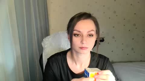 Snapshot of lunaa_bluee chatting on 10/27/25, 07:07 lunaa_bluee online show from 10/27/25, 07:07