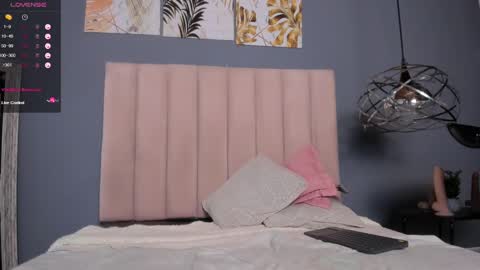 Luna  online show from 12/15/24, 05:10