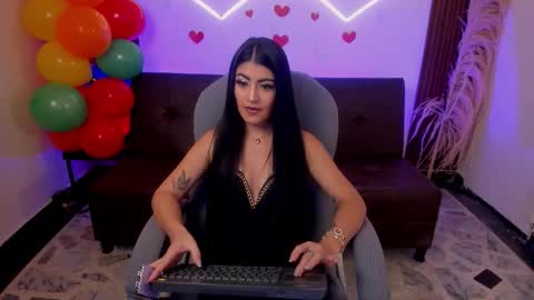 Luna  online show from 03/06/26, 08:27