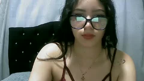 lunaa_sub online show from 02/18/25, 11:08