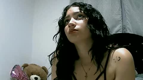 lunaa_sub online show from 02/26/25, 03:42