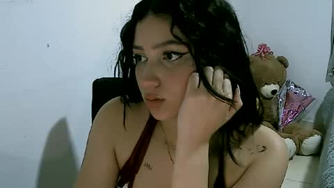 lunaa_sub online show from 03/07/25, 06:22