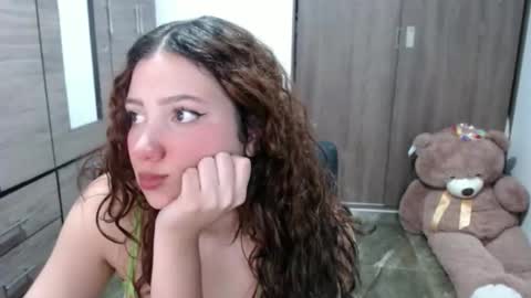 lunaa_sub online show from 03/26/26, 04:45