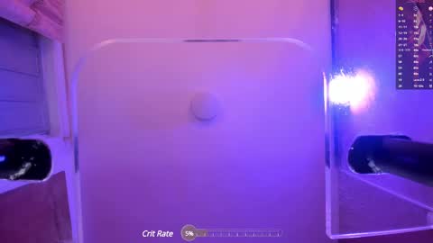 Snapshot of lunaaridi chatting on 03/10/25, 10:24 Luna online show from 03/10/25, 10:24