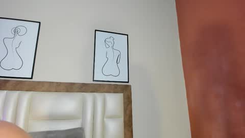 Luna Aspen online show from 09/20/25, 05:58