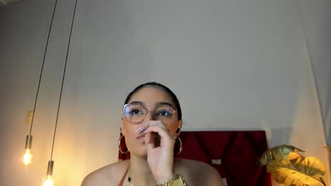 Luna Aspen online show from 11/26/25, 05:58