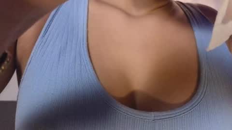 Luna Aspen online show from 04/09/26, 06:35