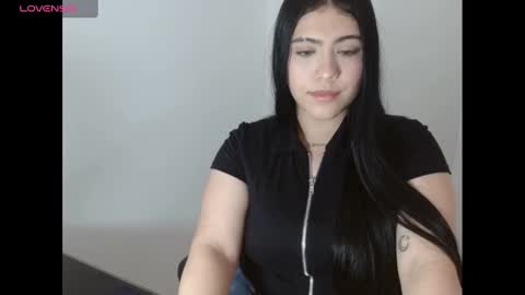 Snapshot of lunabella0 chatting on 02/26/25, 07:38 lunabella0 online show from 02/26/25, 07:38