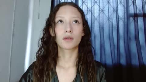 Snapshot of lunaembercs chatting on 01/08/26, 03:36 Luna online show from 01/08/26, 03:36