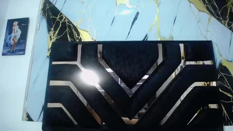 Luna online show from 03/21/26, 08:19