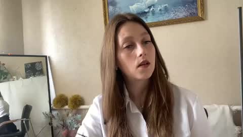 Snapshot of lunafeather chatting on 04/25/26, 05:54 lunafeather online show from 04/25/26, 05:54