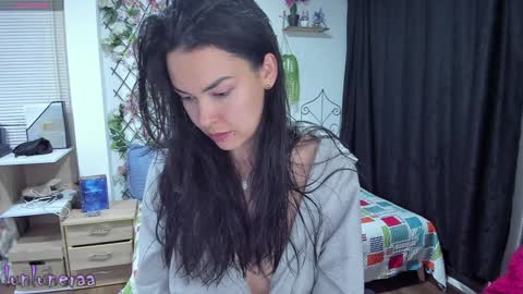 Luna online show from 01/27/25, 02:31