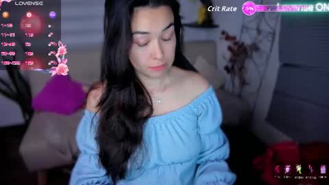 Luna online show from 06/17/26, 04:15
