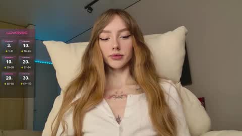 Snapshot of lunainnk chatting on 11/05/25, 12:43 Luna online show from 11/05/25, 12:43