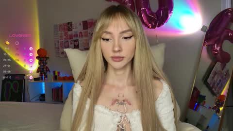 Snapshot of lunainnk chatting on 11/20/25, 11:04 Luna online show from 11/20/25, 11:04