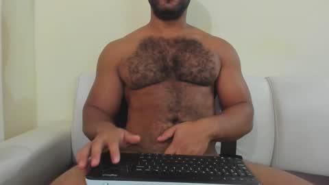 Luna online show from 11/20/25, 09:42